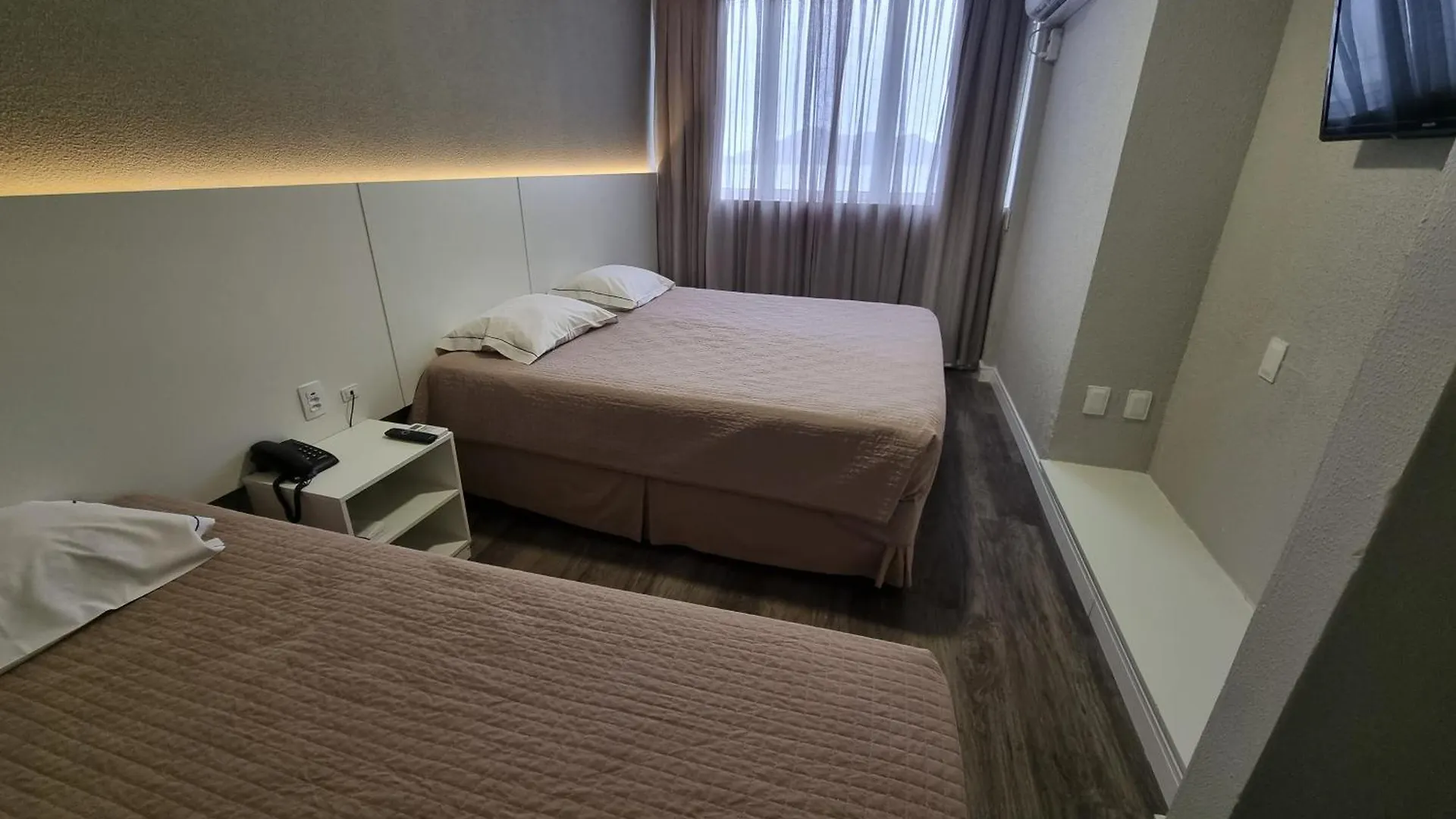 ****  Marambaia Hotel e Convenções Balneário Camboriú Brasil
