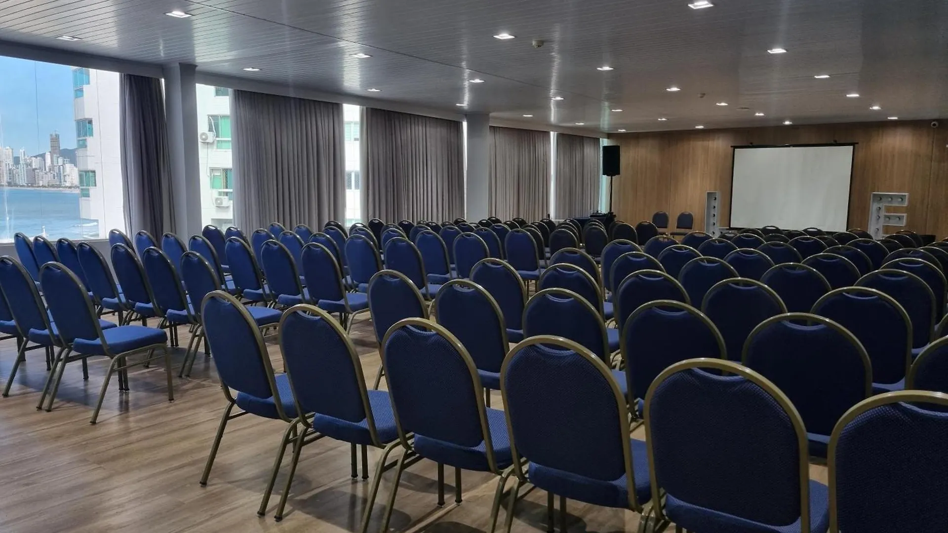 Marambaia Hotel e Convenções Balneário Camboriú