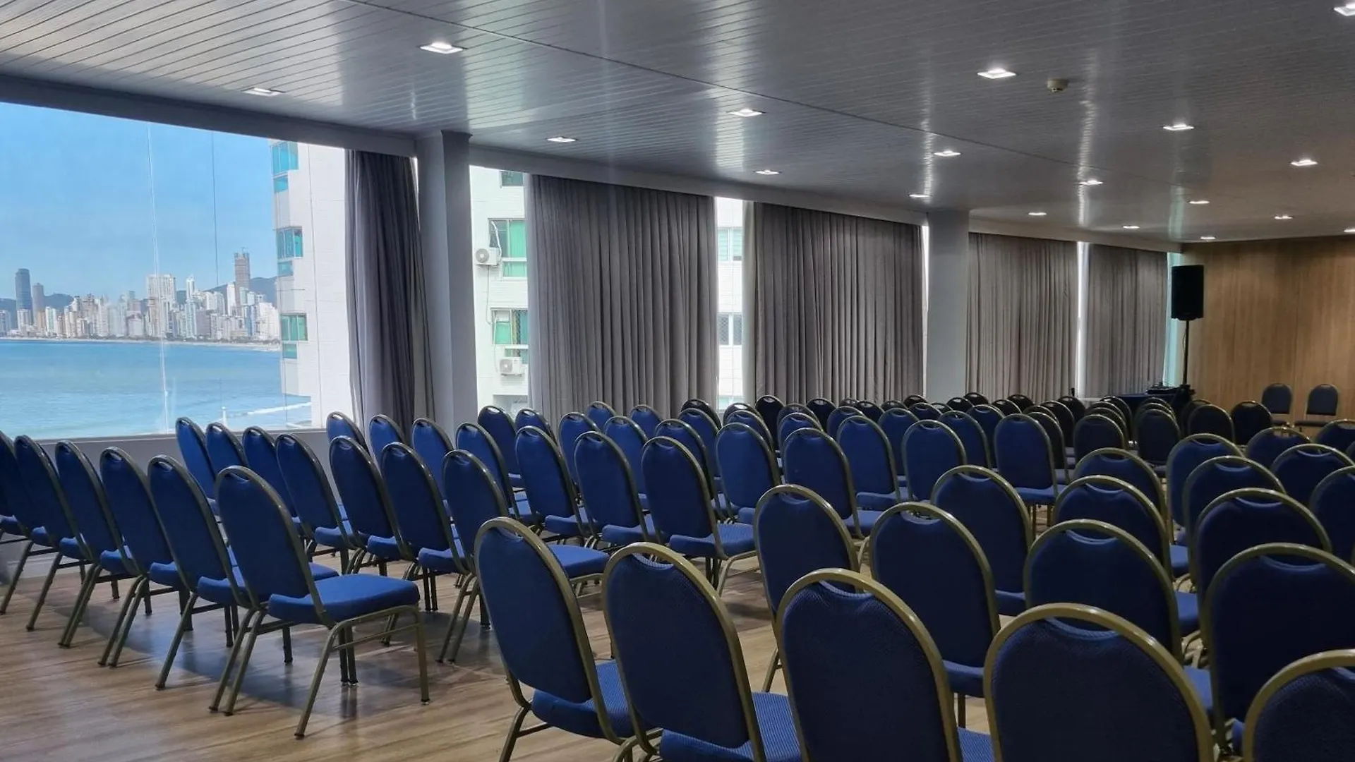 Marambaia Hotel e Convenções Balneário Camboriú